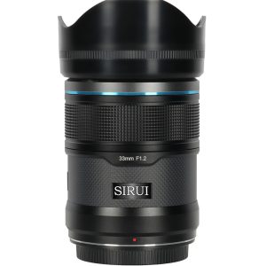 עדשת SIRUI SNIPER 33MM עם מגן שמש לעדשה עדשת SIRUI SNIPER 33MM עם מגן שמש לעדשה