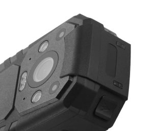 מצלמת גוף לפקחים Cammpro i827