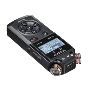 מקליט אודיו נייד דיגיטלי TASCAM DR-05XP