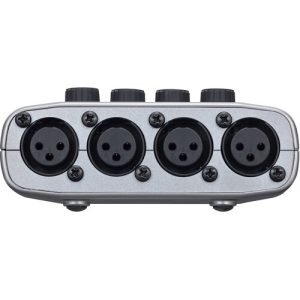 מקליט פודקאסט Zoom PodTrak P4 עם 4 כניסות XLR מקליט פודקאסט Zoom PodTrak P4 עם 4 כניסות XLR