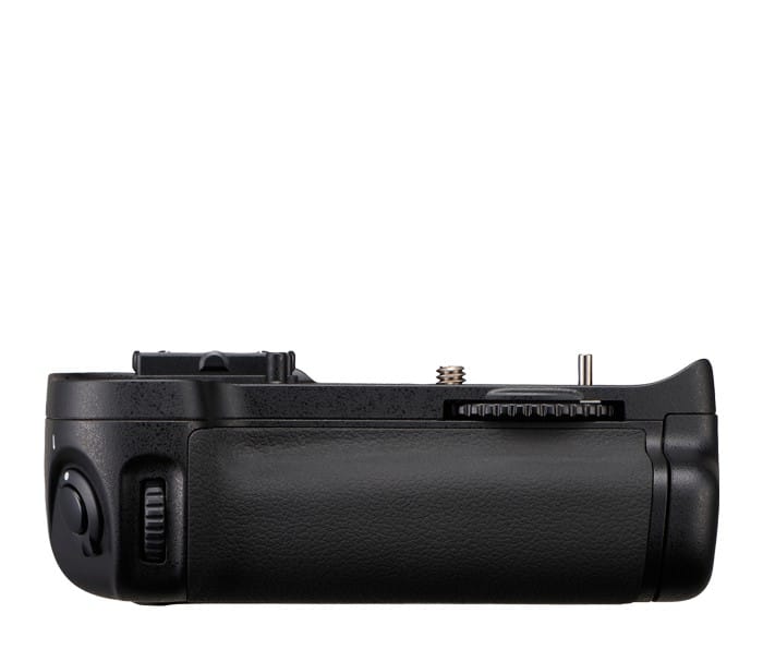 גריפ Nikon MB-D11 למצלמת D7000